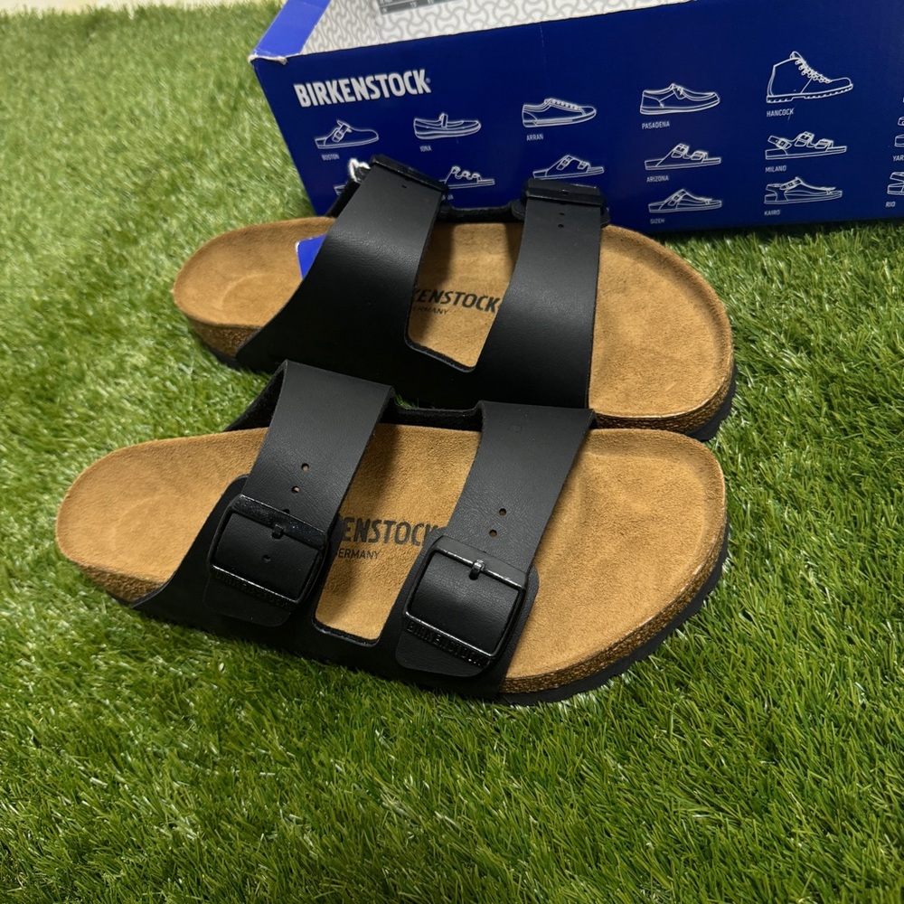 New Birkenstock Arizona Sandals black